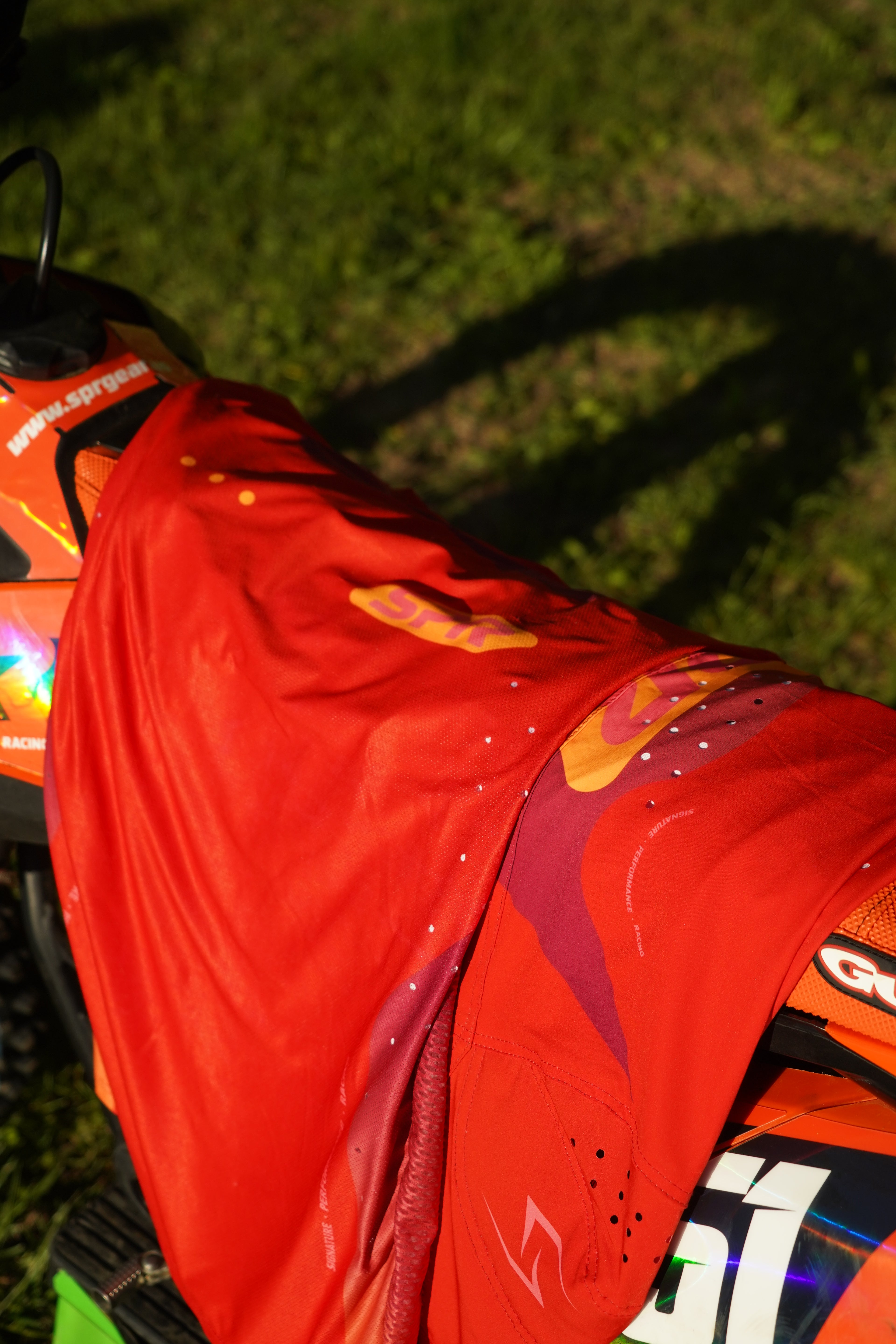 Custom 26.2 SPR "Advanced" Collection Red/Purple Gearset
